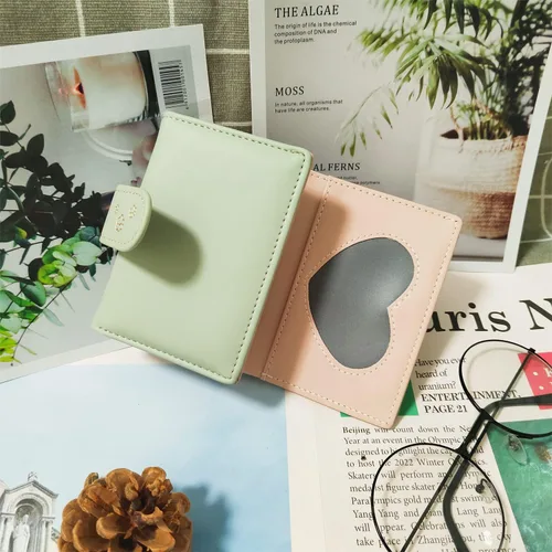 Vista 4 de Cartera pequeña con estampado de pies, monedero con múltiples tarjetas para regalo de cumpleaños, Verde, Elegancia