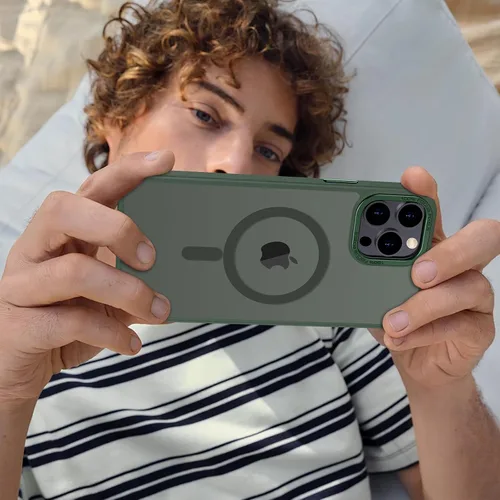 Vista 1310 de Anuck - Funda magnética para iPhone 11 compatible con MagSafe, carcasa trasera mate translúcida dura, borde de TPU, delgada, resistente a impactos