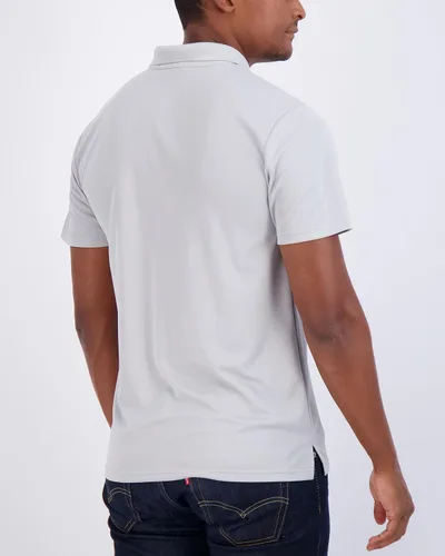Vista 4 de Real Essentials Paquete de 3 Polo de manga corta para hombre con cuello seco y bolsillo - Activo Casual (disponible para tallas grandes y altas)