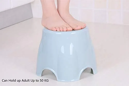 Vista 4 de Taburete pequeño de plástico para dormitorio, baño, cocina, sala de estar, oficina, hogar, una unidad, color aleatorio