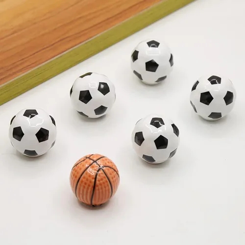 Vista 8 de Pomos de cerámica pesada para baloncesto, 4 piezas de pelota deportiva temática de fiesta para niños y bebés, decoración del hogar, manijas
