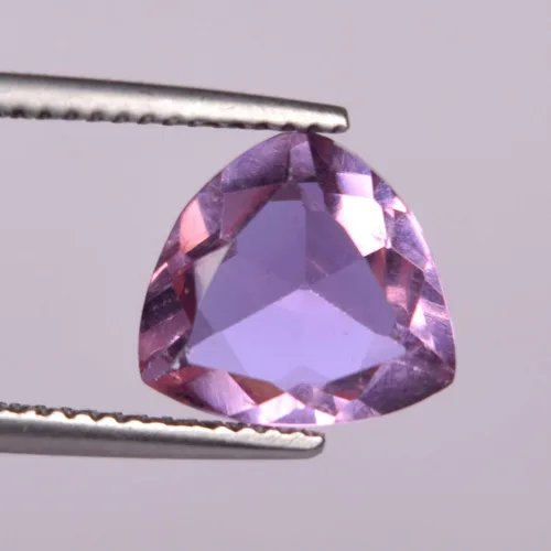 Vista 2 de Gemhub MZE-21 - Amatista brasileña facetada de 2,00 quilates de amatista violeta