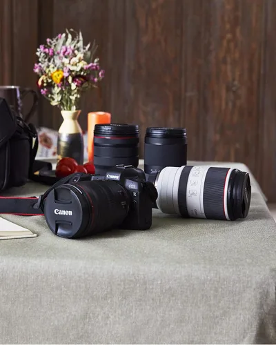 Vista 10 de Canon - Cámara digital EOS R sin espejo (solo cuerpo) Cámara para vlogging y creador de contenido, 4K UHD, AF/AE digital de lente única no refleja