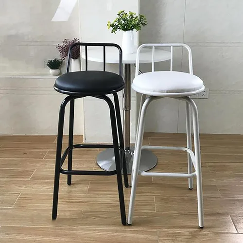 Vista 3 de QQXX Juego de 2 taburetes de bar giratorios con respaldo y reposapiés, taburete de cocina y comedor con acolchado de cuero, taburete de bar alto