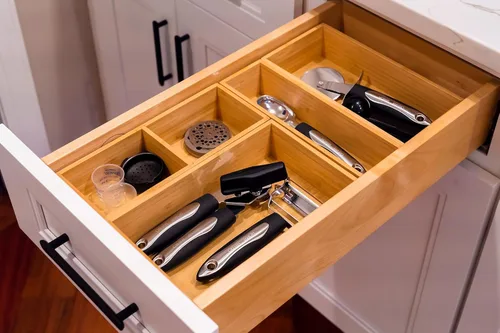 Vista 5 de Umilife Organizador de cajones de cocina de bambú, bandeja de cubiertos extra alta, caja de almacenamiento de cubiertos, soporte multiusos
