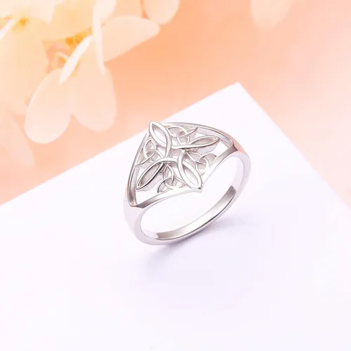 Vista 3 de Anillo de plata de ley 925 con nudo celta, corazón y cruz, altamente pulido, resistente al deslustre, anillo de boda de eternidad, anillo apilable