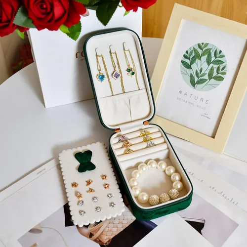 Vista 3 de SANQIANWAN Joyero de lujo para mujer, organizador portátil de viaje para anillos, aretes, collar, regalo para bodas, damas de honor, mujeres