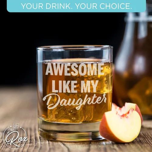 Vista 6 de Regalos de whisky para papá, vaso de whisky grabado "Awesome Like My Daugther" de 11 onzas, regalos del día del padre, regalos de cumpleaños