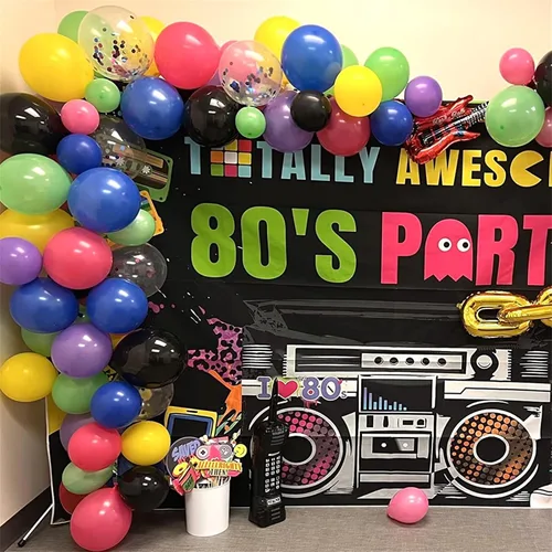 Vista 5 de Decoraciones de fiesta temática de los años 80 y 90 para cumpleaños de adultos, kit de guirnalda de arco de globos neón retro con bola de disco Tema