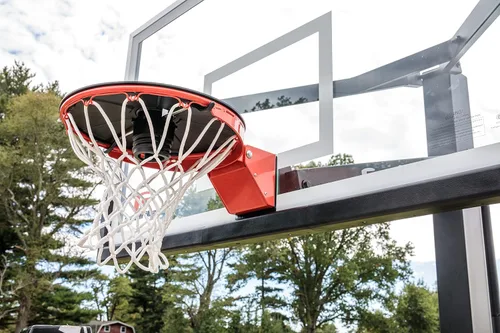 Vista 12 de Goalrilla El bloqueador de llantas de baloncesto protege tu aro con un sistema de bloqueo, color negro