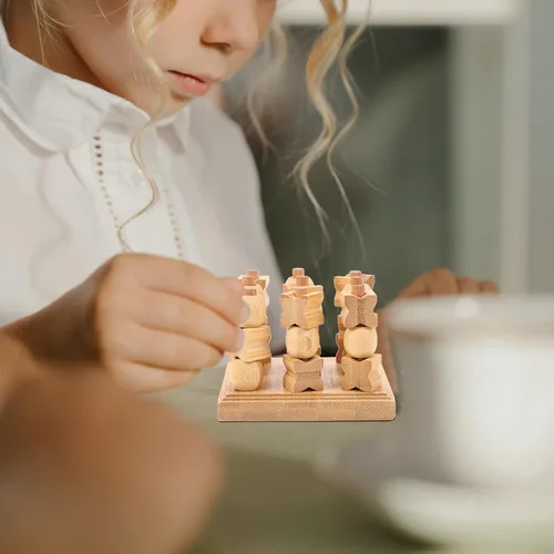 Vista 3 de Kisangel Juego de mesa con punta de madera 3D para niños y adultos, juego de mesa familiar, juego de mesa de estrategia de madera, 1 juego