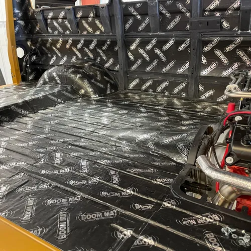 Vista 4 de Design Engineering Material Amortiguador Boom Mat XL 4mm 12.5" x 24" (5 Hojas) 050222 Automotive Sound Deadening Mat Reduces Road & Engine
