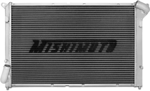 Vista 2 de Mishimoto MMRAD-TINY-01 Radiador de aluminio de alto rendimiento compatible con Mini Cooper S 2002-2008