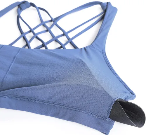 Vista 5 de CRZ YOGA Sujetadores deportivos con tiras para mujer, brasier de yoga con relleno sin varillas, espalda cruzada, sexy, lindo entrenamiento