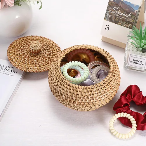 Vista 4 de Hipiwe Cajas de Cestas Redondas de Ratán con Tapa Tejidas a Mano, Cestas de Almacenamiento de Mimbre, Contenedor, Cesta Decorativa Multiusos