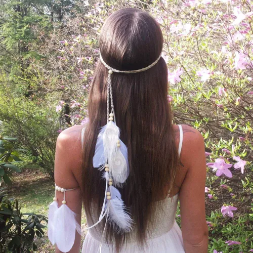 Vista 3 de Juego de 2 tocados bohemios hippies hechos a mano con plumas, tocado y brazalete, borlas de plumas indias gitanas, diadema para el cabello