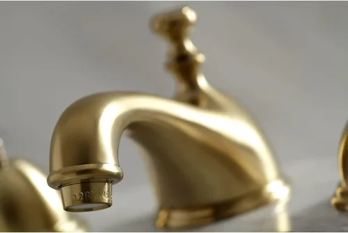 Vista 3 de Kingston Brass KS3967AX - Grifo de baño extendido de 8 pulgadas, latón cepillado