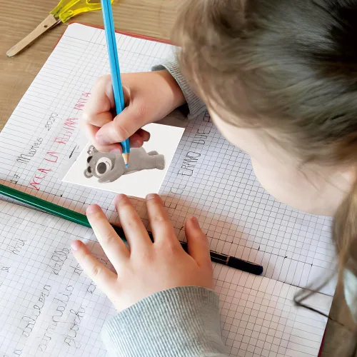 Vista 3 de Mini papel adhesivo para impresora térmica, papel adhesivo para mini impresora, rollo adhesivo autoimprimible para la mayoría de los niños, cámara