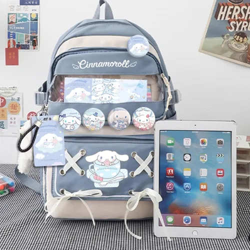 Vista 2 de Roffatide Anime Kuromi - Mochila Kawaii con 21 piezas de accesorios de dibujos animados estética de viaje nuevo semestre bolsa de regalo con bonitos