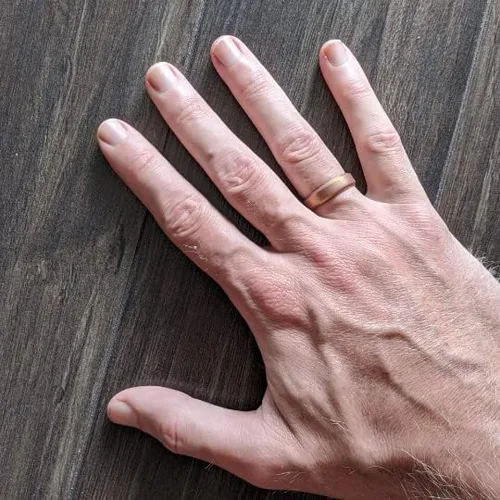 Vista 4 de Knot Theory - Anillo de boda de silicón para hombres y mujeres Anillos de goma finos de calidad superior con gran estilo, comodidad son ideales