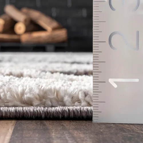 Vista 2 de nuLOOM Alfombra de Área Ansley Marroquí con Borlas de 2 x 6 pies, Gris, diseño bohemio con textura alta-baja, pelo alto de felpa, resistente a