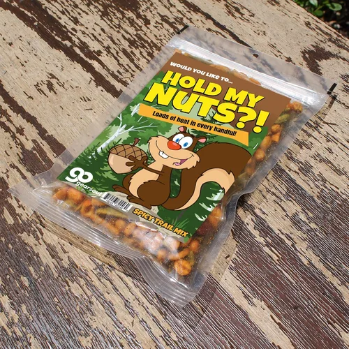 Vista 7 de Hold My Nuts Mezcla de condimentos picantes - Divertido diseño de ardilla con bellota - Aperitivos picantes para hombres y mujeres - Mezcla premium