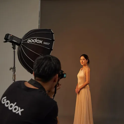 Vista 6 de Godox Flash para exteriores todo en uno AD600Pro II