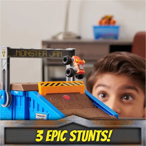 Vista 3 de Monster Jam Freestyle Flip Playset