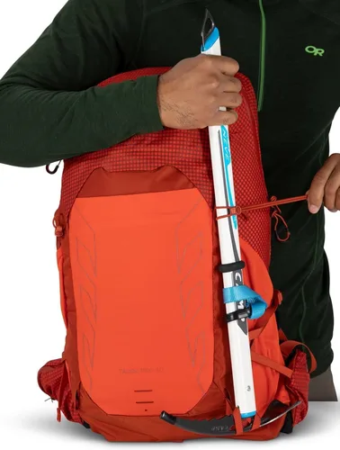 Vista 12 de Osprey Talon Pro 20L Mochila de senderismo para hombre con cinturón de cadera, color naranja marte