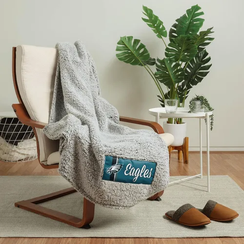 Vista 36 de FOCO Manta Sherpa de nube con logotipo grande del equipo de la NFL, 60 x 70 pulgadas