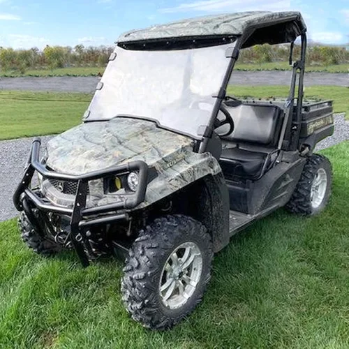 Vista 6 de Parabrisas delantero transparente compatible con Gator XUV Parabrisas resistente a los arañazos, compatible con Gator XUV 550/560E S4/590i/590M