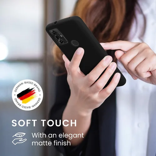 Vista 4 de kwmobile Funda compatible con Motorola Moto G Play (2023) - Funda protectora de silicona TPU suave y delgada - Negro mate