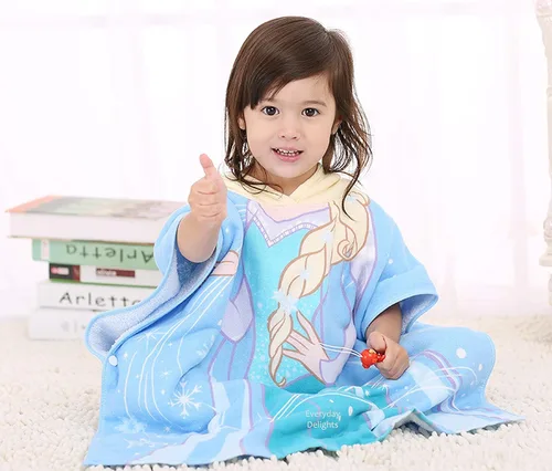 Vista 3 de Everyday Delights Disney Frozen Elsa Bath Pool Beach Toalla con capucha Poncho