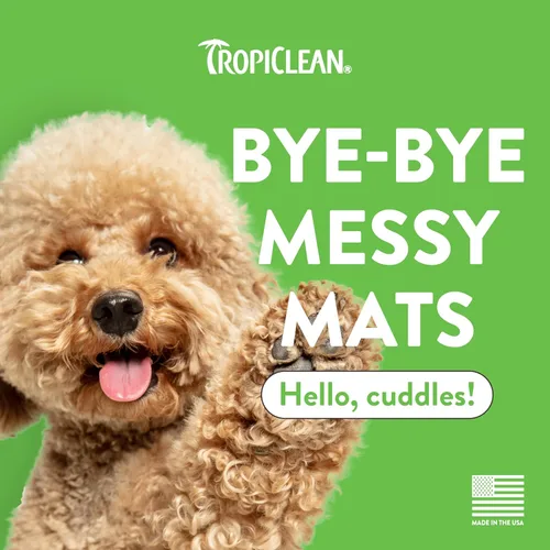 Vista 2 de TropiClean Sweet Pea Spray desenredante y desengrasante para gatos y perros Acondicionador para perros en aerosol derivado de ingredientes