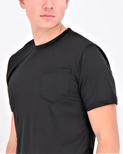 Vista 3 de Real Essentials Paquete de 4 camiseta deportiva de manga corta Dry-Fit para hombre (disponible en tallas grandes y altas)