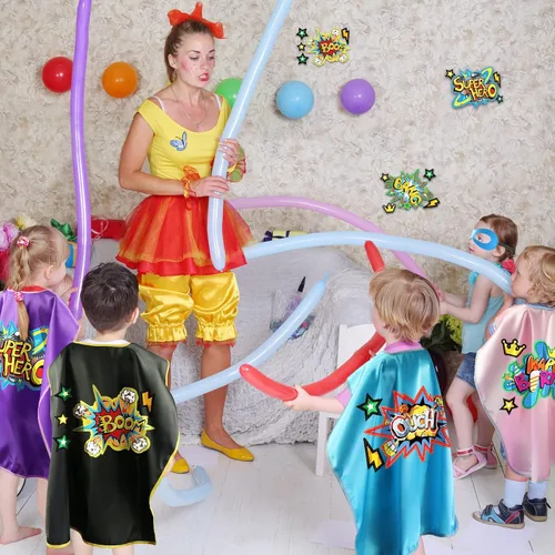 Vista 4 de Creatoy Capas y máscaras de superhéroe con calcomanías de bricolaje paquete de 10 juguetes de superhéroe para Halloween cumpleaños