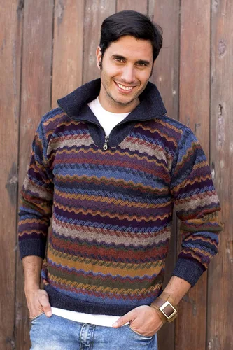 Vista 4 de NOVICA Suéter de alpaca 100% a rayas azules y granate, Mountain Life
