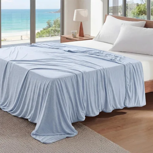Vista 24 de Bedsure - Manta refrescante para personas que tienen calor al dormir, para habitación de niñas y niños, cobija fresca, ropa de cama ligera