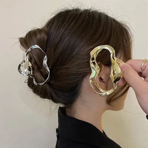 Vista 7 de Brinie Pinzas para el cabello, paquete de 2 pinzas geométricas huecas de aleación de metal antideslizantes para cabello grueso y fino, para mujeres
