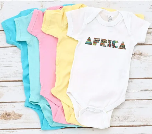Vista 6 de TripleBDesigns Africa - Mono para recién nacido, diseño de bandera