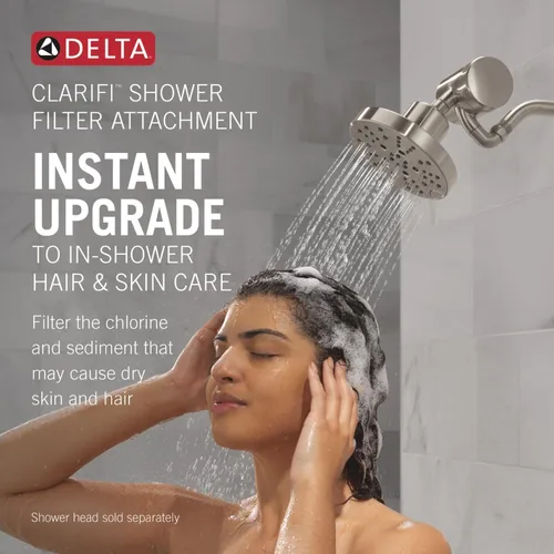 Vista 2 de Accesorio de Filtro de Ducha Premium Delta Faucet Clarifi con Filtro, Filtro de Ducha para Agua Dura, Filtro de Cabezal de Ducha, Negro Acero
