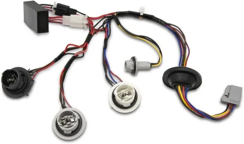 Vista 8 de Kit de arnés de luz trasera secuencial Raxiom con enchufe de ajuste y cable de reproducción automática. Compatible con Mustang 2005-2009 Arnés
