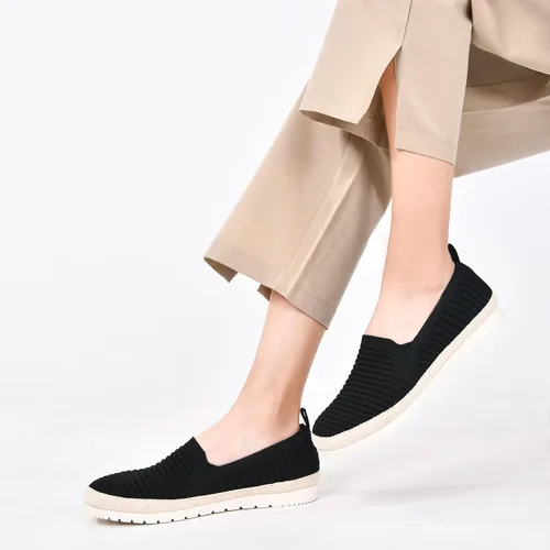 Vista 5 de Women Casual Slip on Walking Shoes Comfortable Knitted Hands Free Slip ins Sneakers with Arch Support Fashion Work Nurse Tennis Shoes