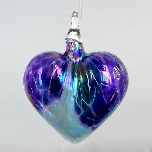 Vista 6 de Glass Eye Studio Adornos clásicos de corazón (lavanda)