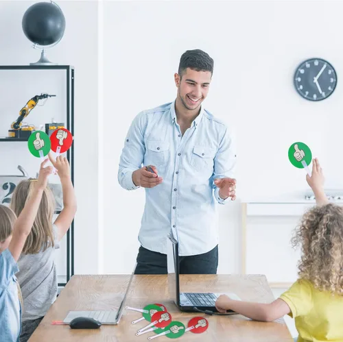 Vista 4 de Macarrie - Paquete de 30 palas para votar en el aula Handy Teacher Classroom Event Supplies, Green Red Yes or No Paddles, True False Sign for