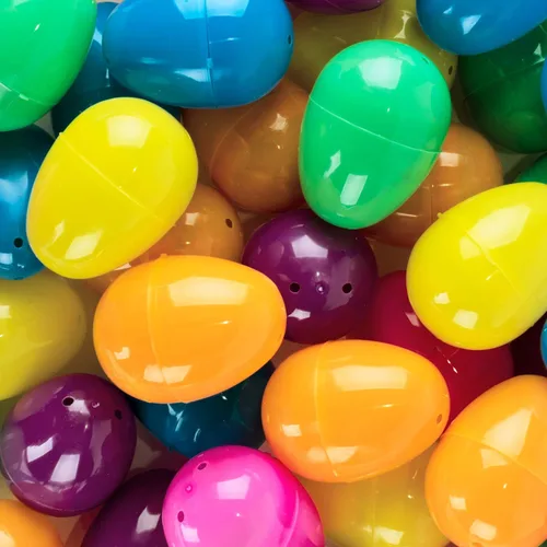 Vista 6 de Huevos de Pascua de plástico sorpresa juguetes ciegos bolsas de colores surtidos brillantes y vacíos, cestas de manualidades para juegos de caza