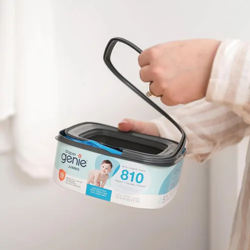 Vista 9 de Diaper Genie Recambio cuadrado jumbo, con película continua, puede contener hasta 810 pañales de tamaño recién nacido por repuesto.