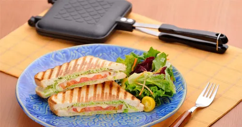 Vista 2 de Fabricante caliente del bocadillo, prensa de Panini, tostadora de la mano, hecha de la aleación de aluminio