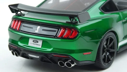 Vista 6 de GT Spirit 1/18 - F-ORD Mustang Shelby GT500-2020