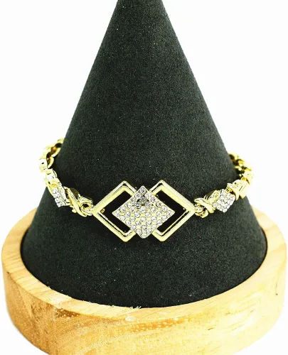 Vista 4 de Uilita Juego de joyas 2023 de oro relleno de 14 quilates para mujer, collares, boda, aretes, regalos, 4 unidades por paquete, Metal, Circonita cúbica